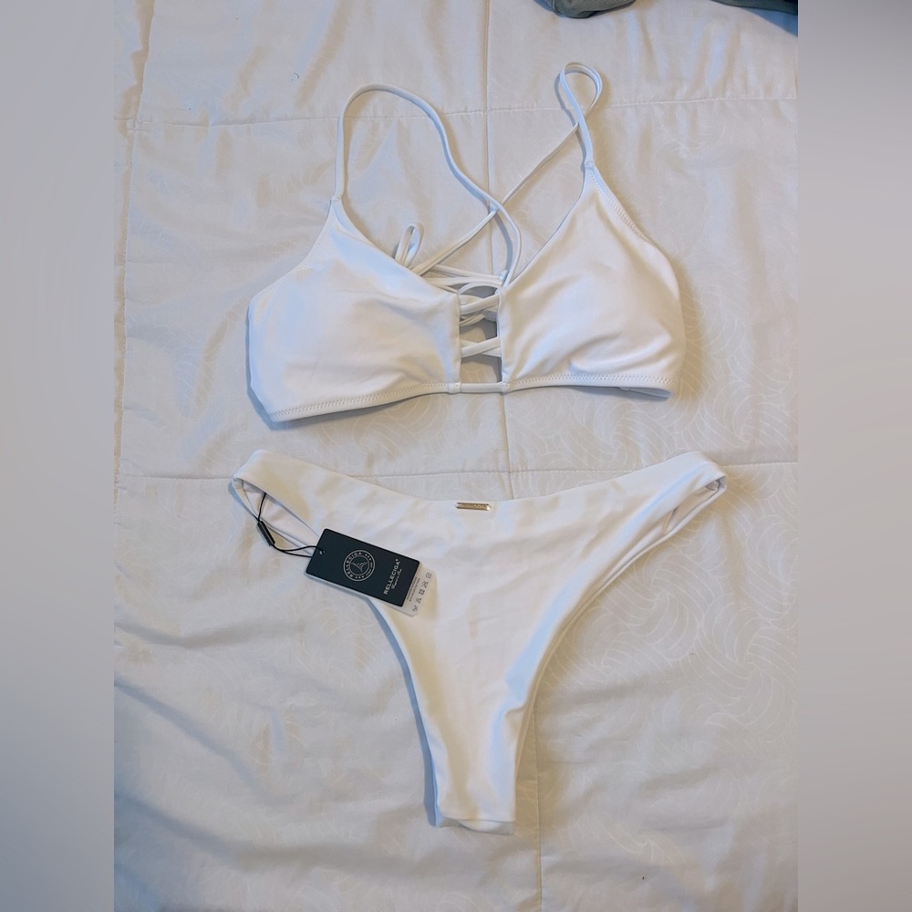 RELLECIGA White Crisscross Bikini Set